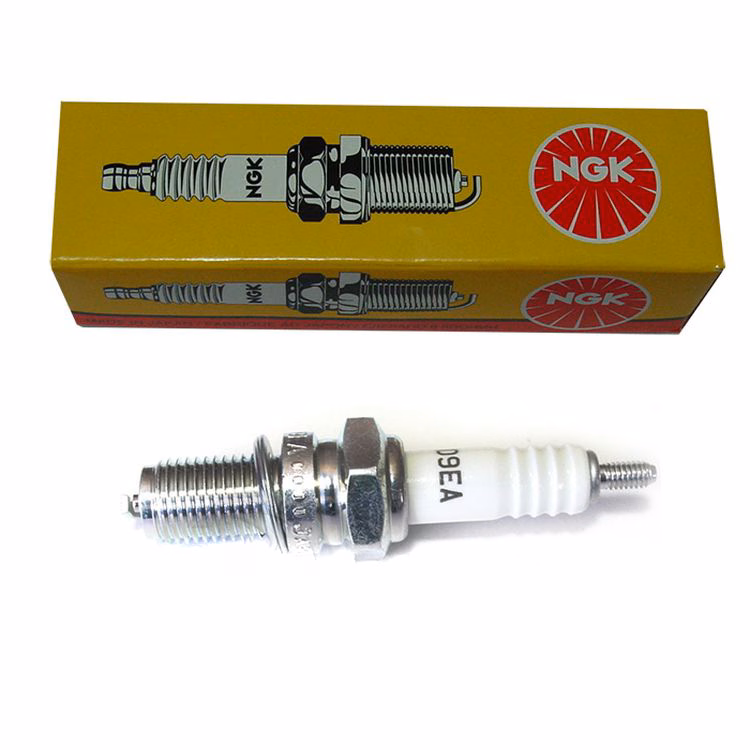 BUJIA NGK D9EA (PRECIO POR PIEZA) (COMPRA MINIMA POR CAJA) (CAJA C/ 10 PIEZAS)