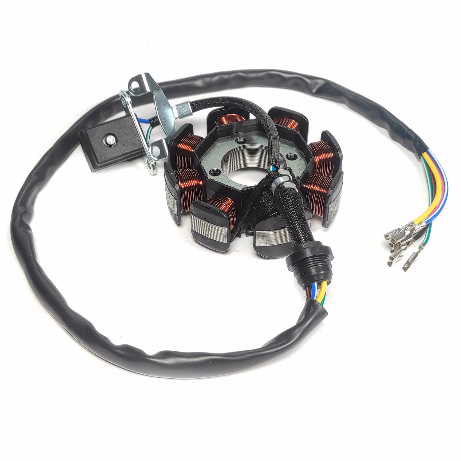 ESTATOR COMPLETO 12V P/ FT-125 '05-'22, P/ FT-150 '14-'16, P/ DT-125 DELIVERY '17-'25, P/ FT-180 TS '19-'23, P/ FT-125 SPORT '12-'15, P/ DT-125 SPORT '17-'19, P/ DT-125 CLASICA '17-'21, P/ FT-125TS '22-'26 (8 BOBINAS)