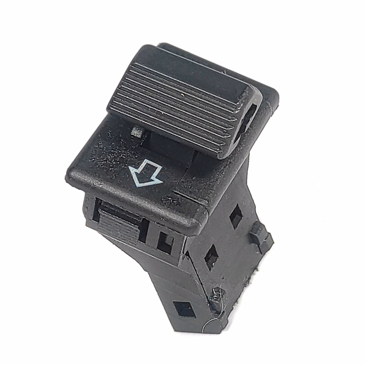 INTERRUPTOR DIRECCIONALES P/ C-100 BIZ 12V (BOTÓN DIRECCIONALES)