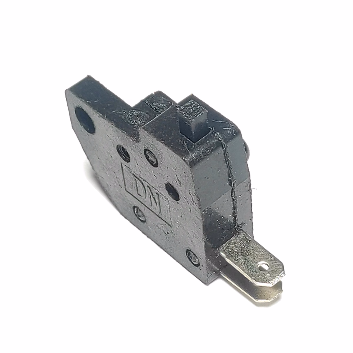 INTERRUPTOR FRENO DELANTERO 12V P/ 250Z (VENTA MINIMA 10 PIEZAS) (PRECIO POR PIEZA)
