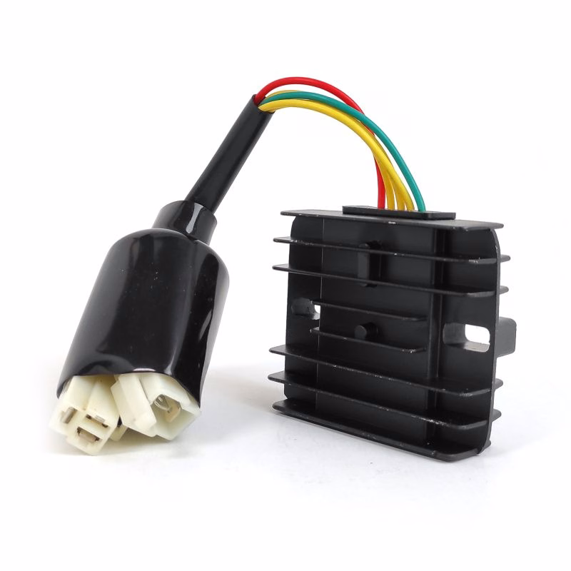 REGULADOR DE VOLTAJE 12V P/ 250Z VERDE GRAFITO, P/ 250Z '17-'19, P/ 170Z '16-'18