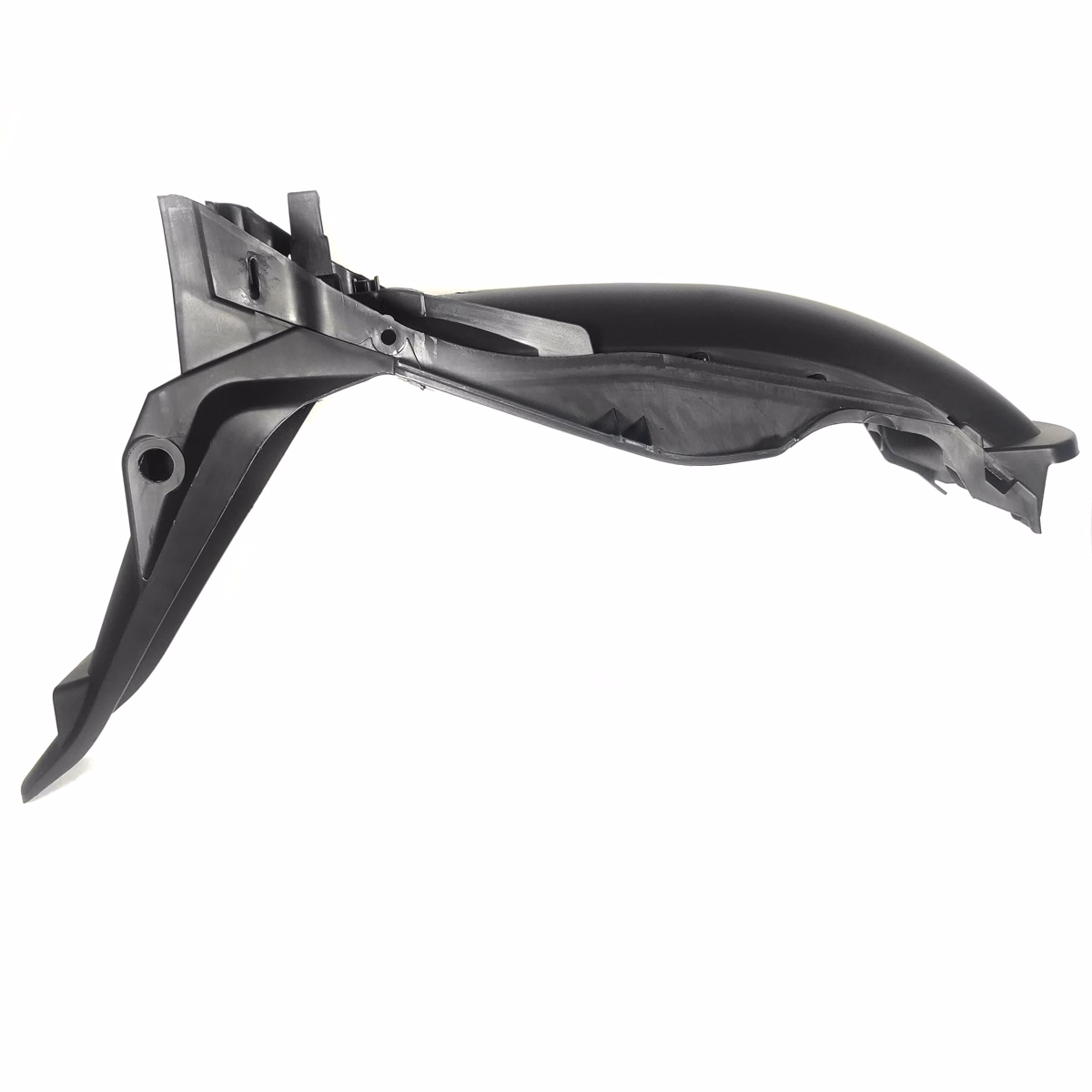 SALPICADERA TRASERA NEGRA P/ GL-150 CARGO