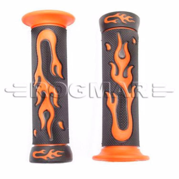 PUÑOS UNIVERSAL C/FLAMAS NEGRO/NARANJA (JUEGO) TWN